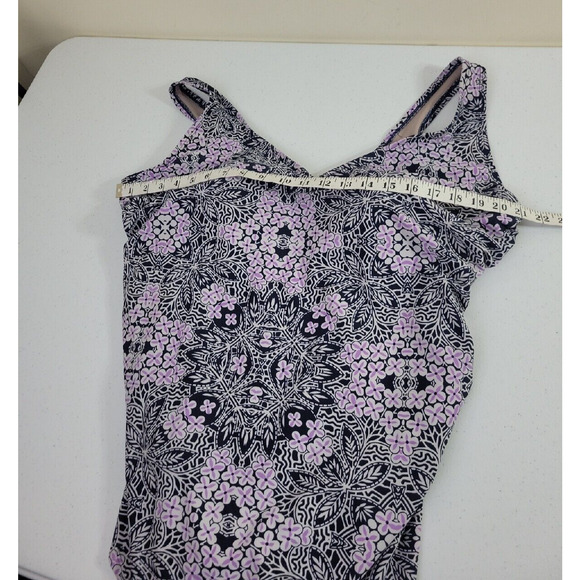 Swimsuits For All Purple Floral One Piece Beach Swimsuit Swimdress Women's SZ 22 - Picture 4 of 9
